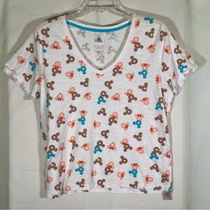 Women's White and Brown Patterned V-Neck Top